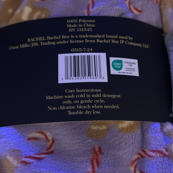 NWT-Purple Gingerbread Men & Candy Cane Oversized Throw by Rachel Roy 60”x 70” - Picture 5 of 6